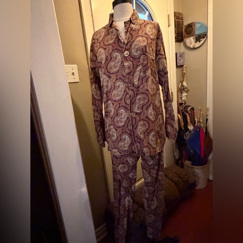 Men's Paisley Button-Up pajama  Set - Brown design